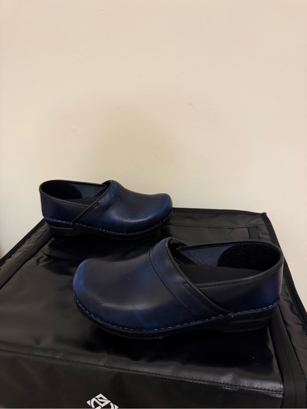 Women’s Clogs Size 41 / US 10.5